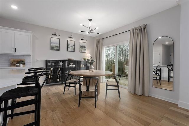 8507 N Elmwood Court, Kansas City, MO 64156