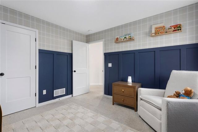 8507 N Elmwood Court, Kansas City, MO 64156