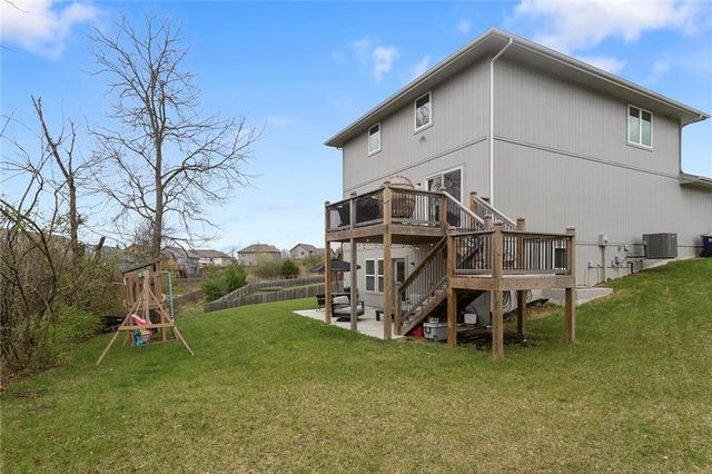 8507 N Elmwood Court, Kansas City, MO 64156