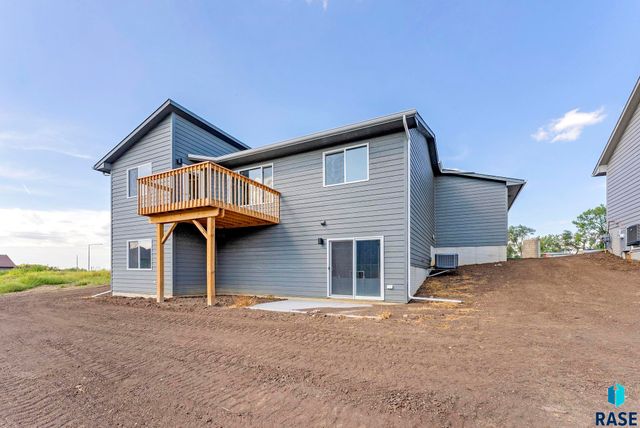 6813 W Viola Ct Court, Sioux Falls, SD 57107