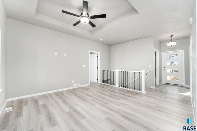 6813 W Viola Ct Court, Sioux Falls, SD 57107