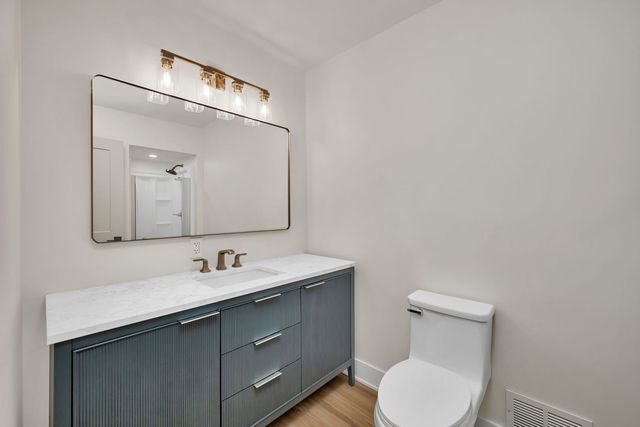 1111 Harvest Drive, Shorewood, IL 60404