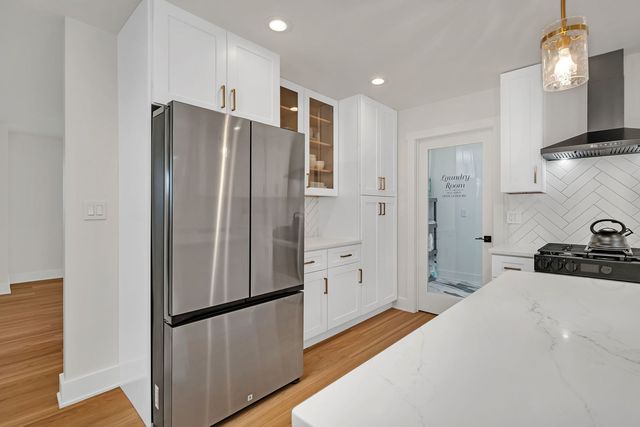 1111 Harvest Drive, Shorewood, IL 60404