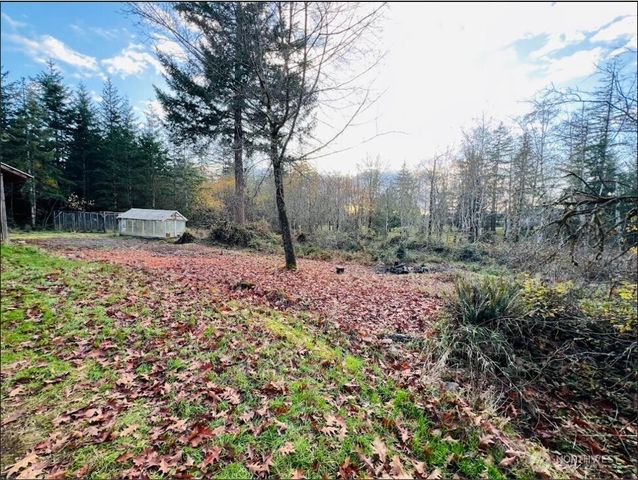 1412 Centralia Alpha Road, Chehalis, WA 98532