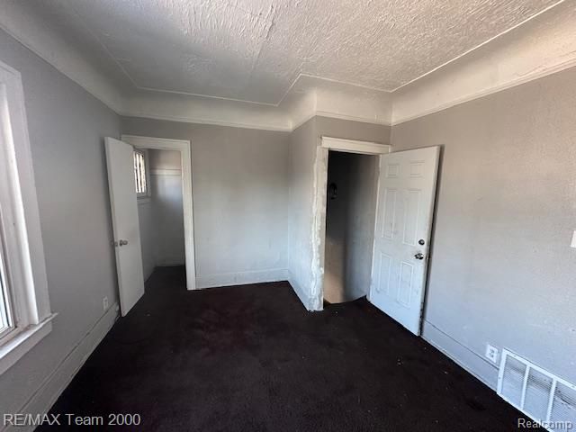 4249 Elmhurst Street, Detroit, MI 48204