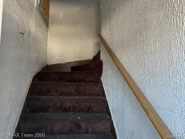 4249 Elmhurst Street, Detroit, MI 48204