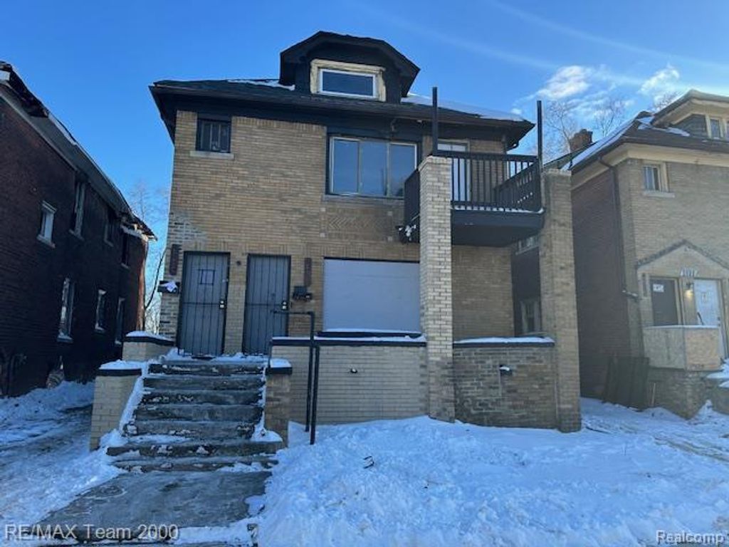 4249 Elmhurst Street, Detroit, MI 48204
