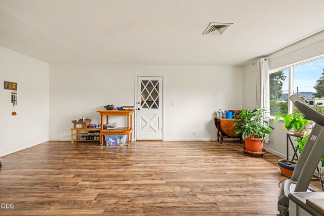120 Neila Lane, Grants Pass, OR 97527