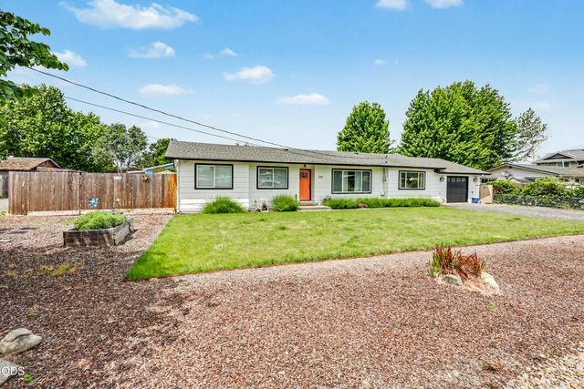 120 Neila Lane, Grants Pass, OR 97527