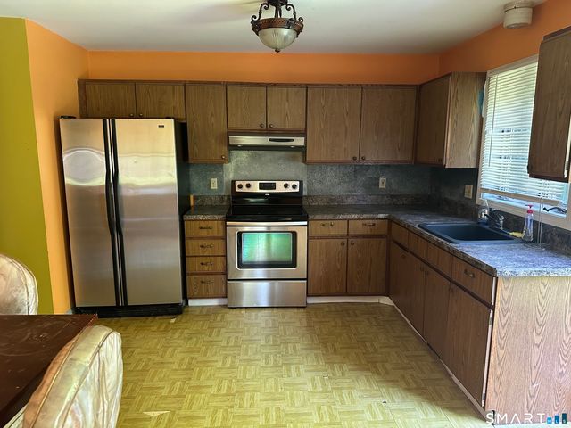 53 Vine Street, Waterbury, CT 06704