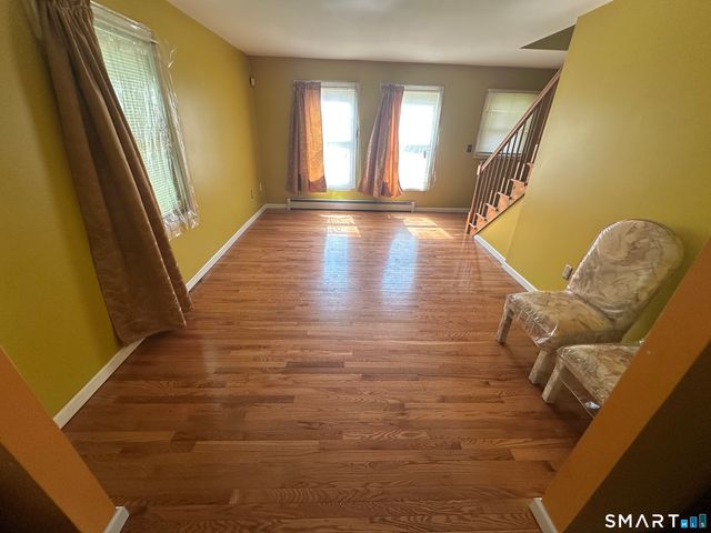 53 Vine Street, Waterbury, CT 06704