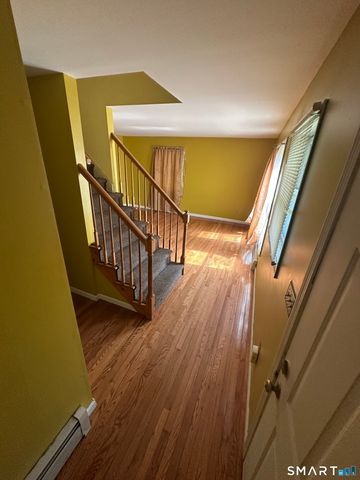 53 Vine Street, Waterbury, CT 06704