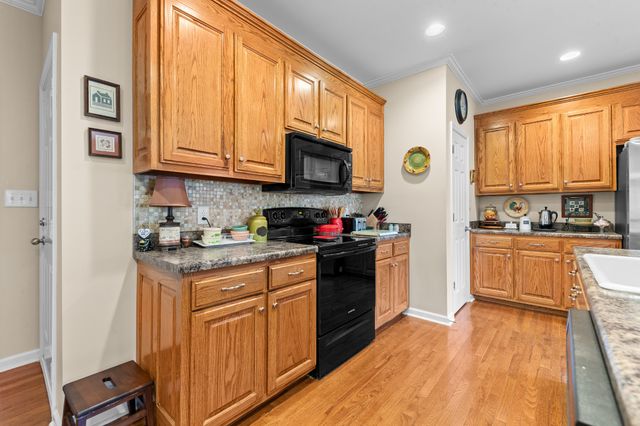 745 Brookside Dr, Lewisburg, TN 37091