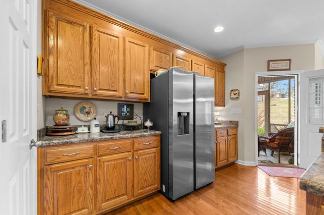 745 Brookside Dr, Lewisburg, TN 37091