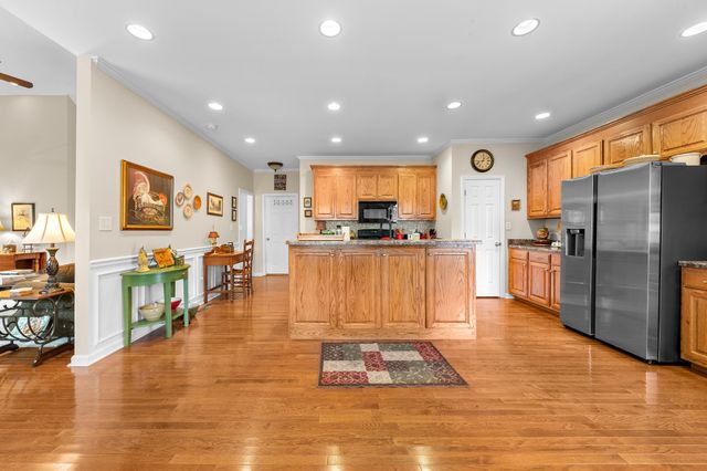 745 Brookside Dr, Lewisburg, TN 37091