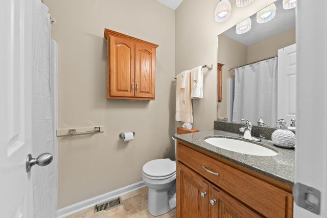 745 Brookside Dr, Lewisburg, TN 37091