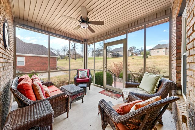 745 Brookside Dr, Lewisburg, TN 37091