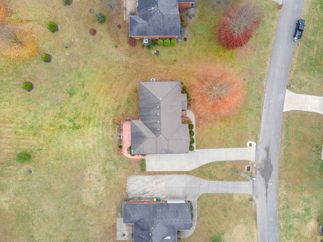 745 Brookside Dr, Lewisburg, TN 37091