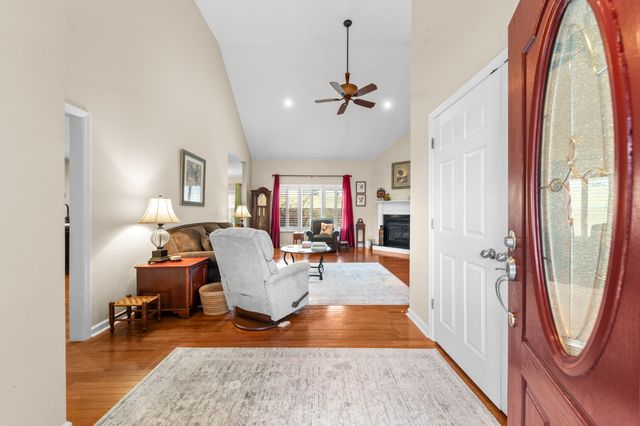 745 Brookside Dr, Lewisburg, TN 37091