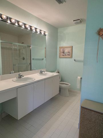 8100 Summer Shores Drive, Delray Beach, FL 33446