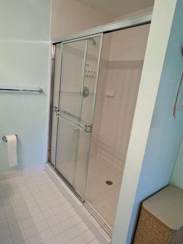 8100 Summer Shores Drive, Delray Beach, FL 33446