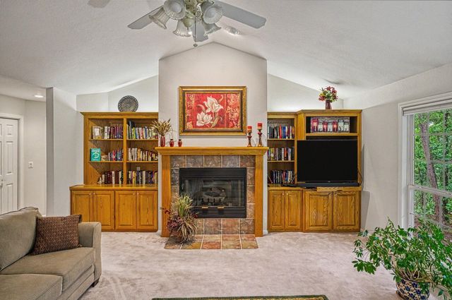 13 Veranillo Drive, Hot Springs Village, AR 71909
