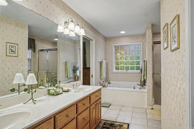 13 Veranillo Drive, Hot Springs Village, AR 71909