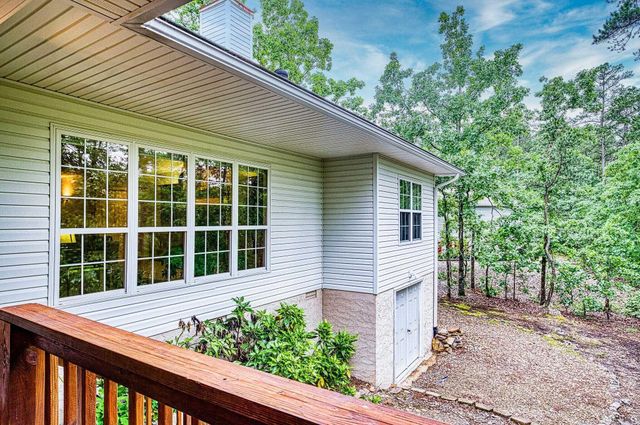 13 Veranillo Drive, Hot Springs Village, AR 71909