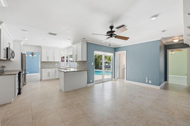 2810 NE 52nd Street, Fort Lauderdale, FL 33308