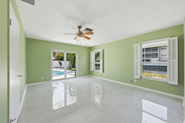 2810 NE 52nd Street, Fort Lauderdale, FL 33308