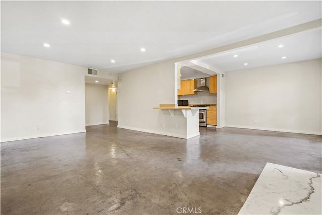 9025 Keith Avenue 101, West Hollywood, CA 90069