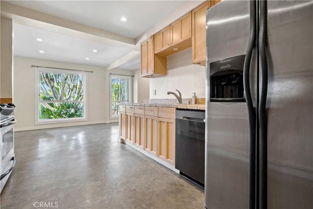 9025 Keith Avenue 101, West Hollywood, CA 90069