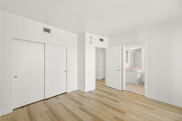 222 Karen Avenue 1702, Las Vegas, NV 89109