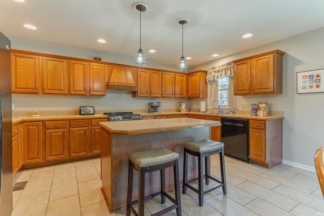 8012 Talbert Court, Newburgh, IN 47630