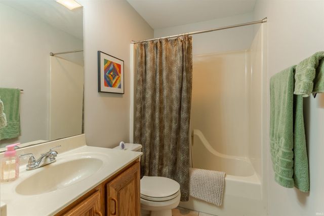 8012 Talbert Court, Newburgh, IN 47630