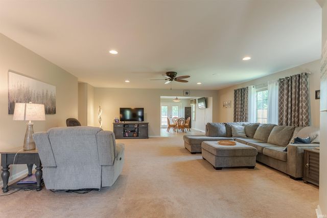 8012 Talbert Court, Newburgh, IN 47630