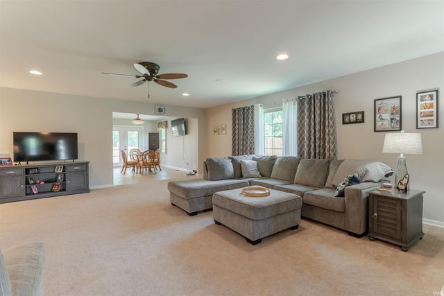 8012 Talbert Court, Newburgh, IN 47630