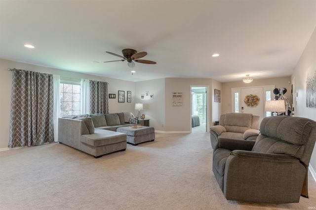 8012 Talbert Court, Newburgh, IN 47630