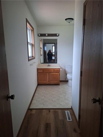 2 W Red Bud Lane, Trimble, MO 64492