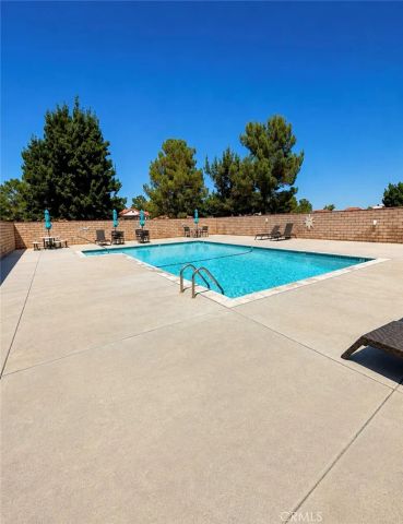 11604 Wedgewood, Apple Valley, CA 92308