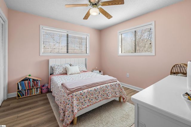 111 Shorecrest Drive, Seneca, SC 29672