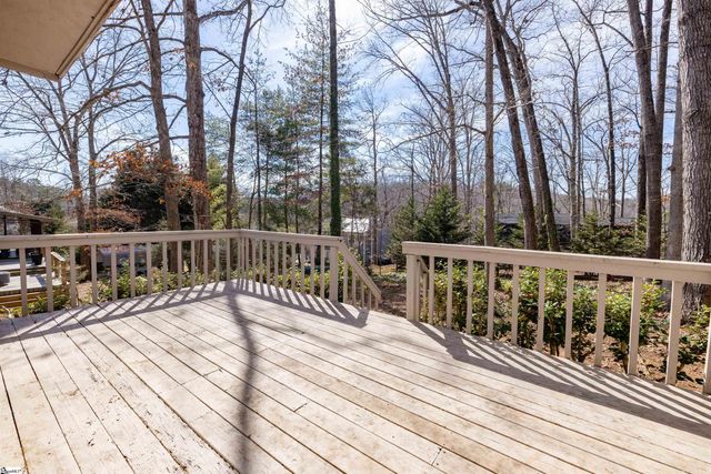 111 Shorecrest Drive, Seneca, SC 29672
