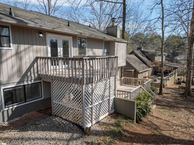 111 Shorecrest Drive, Seneca, SC 29672