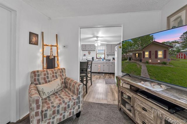 11063 Jackson Street, Taylor, MI 48180