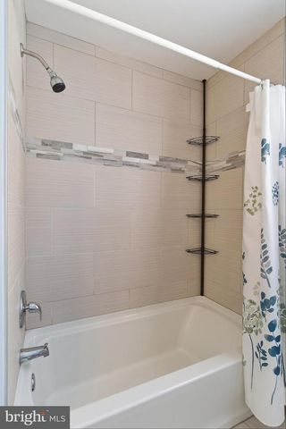 31 JERICHO RD, Toms River, NJ 08757