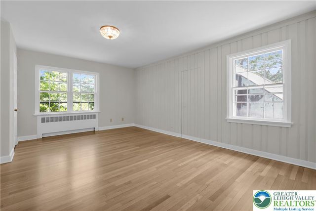 1942 Sycamore Street, Bethlehem City, PA 18017