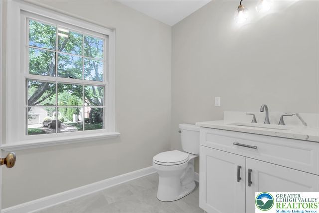 1942 Sycamore Street, Bethlehem City, PA 18017