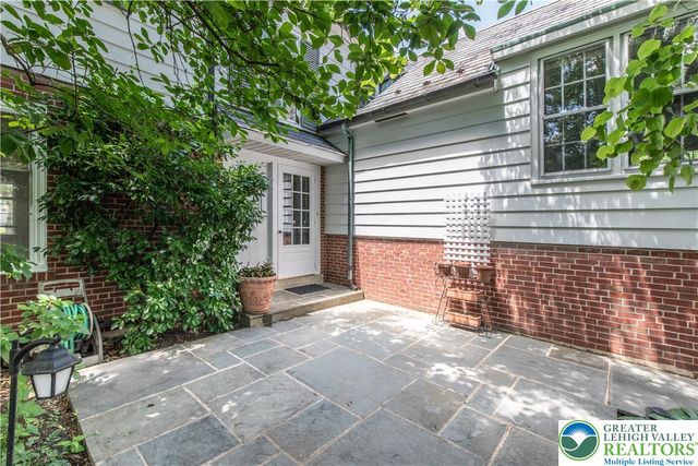 1942 Sycamore Street, Bethlehem City, PA 18017