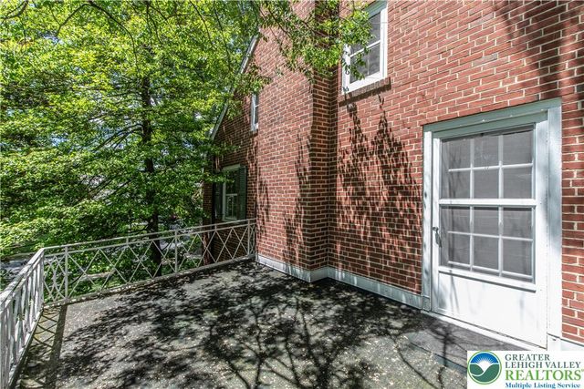 1942 Sycamore Street, Bethlehem City, PA 18017