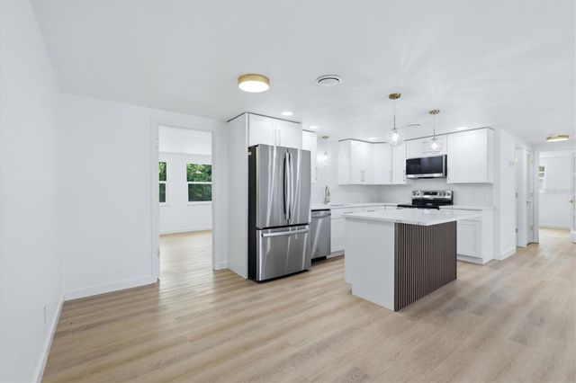 432 OLIVIA ROAD, Venice, FL 34293